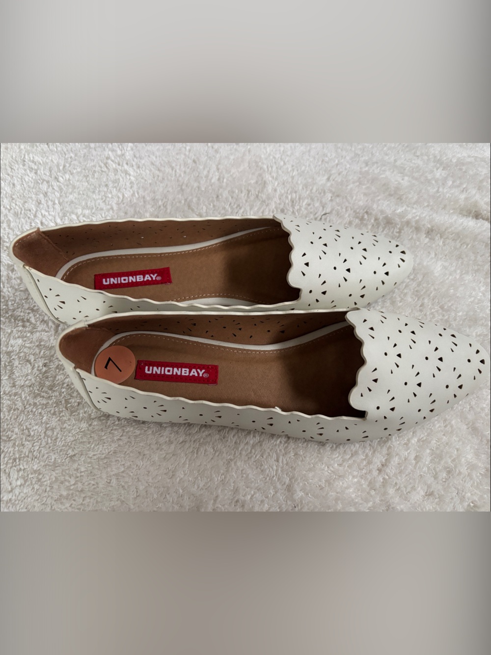 UNIONBAY Cream Laser-Cut Scalloped Pointed Flats